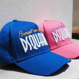 ブルー or ピンク！この夏は、DSQUARED2のロゴキャップと共に過ごそう♡