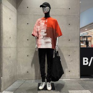 バランススタイル表参道｜独特なデザインのTシャツで個性的なコーデに!