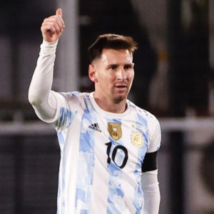 PSG電撃移籍のメッシ。アルゼンチン代表でハットトリック達成！”王様”ペレを抜き、南米選手で最多得点の新記録を樹立！
